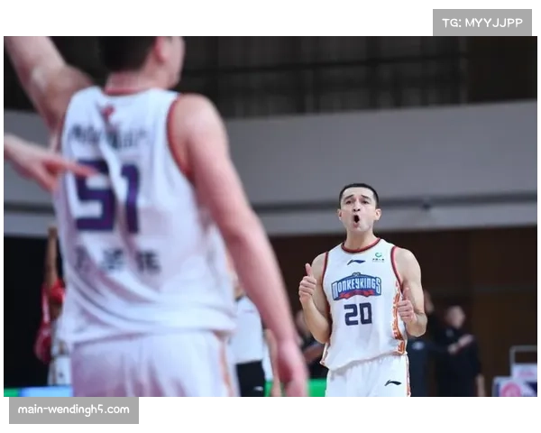 西热力江策略改造同曦 全场无限换防颠覆传统